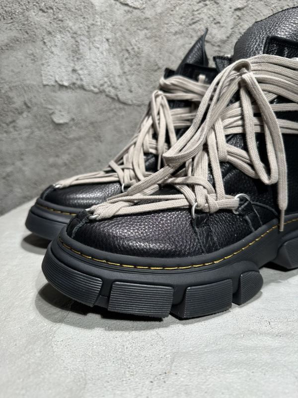 RO Sneakers