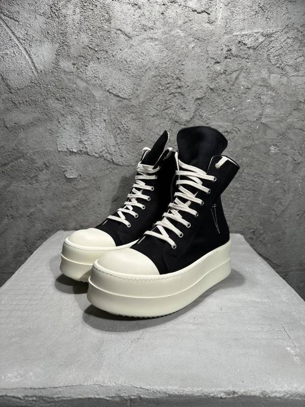 RO Sneakers