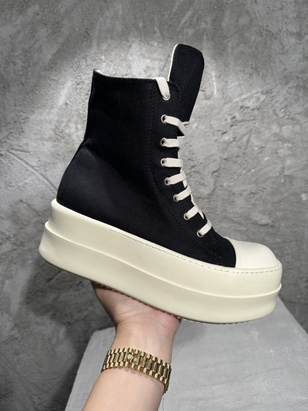 RO Sneakers