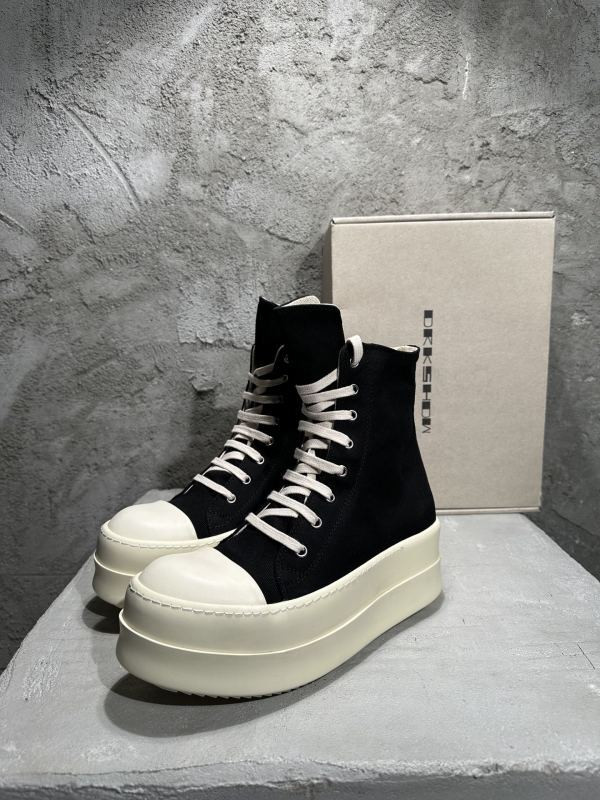 RO Sneakers