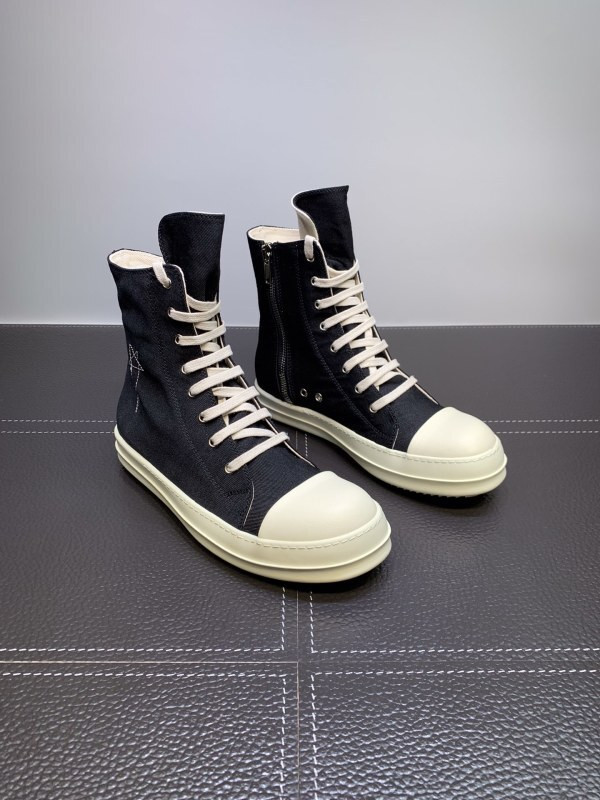 RO Sneakers