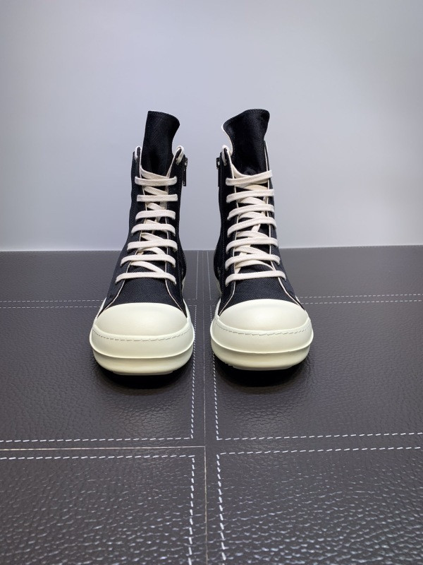 RO Sneakers