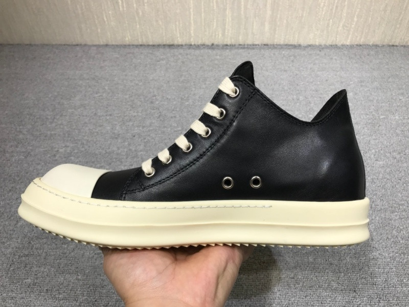 RO Sneakers