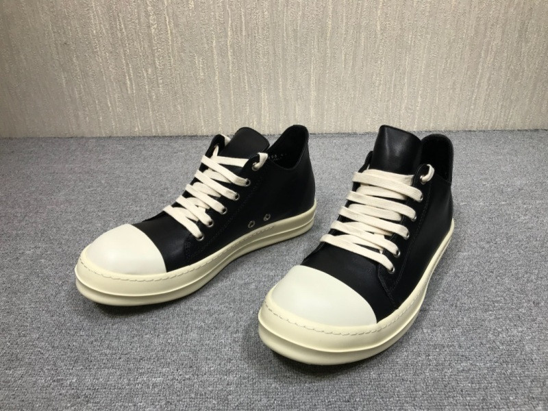 RO Sneakers