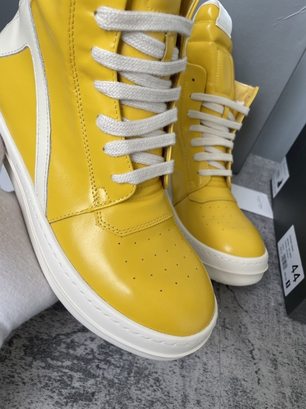 RO Sneakers