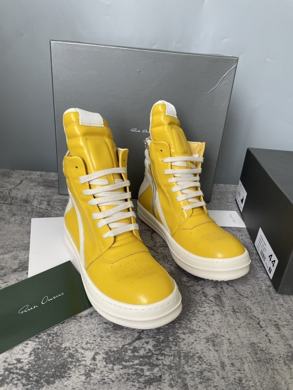 RO Sneakers