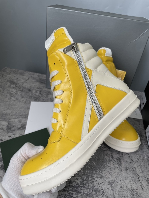 RO Sneakers