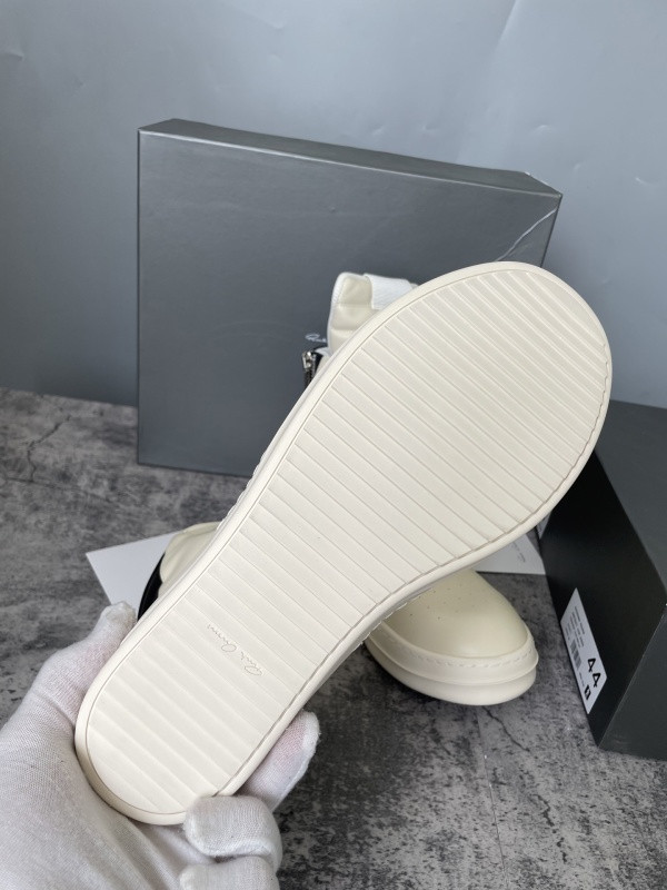 RO Sneakers
