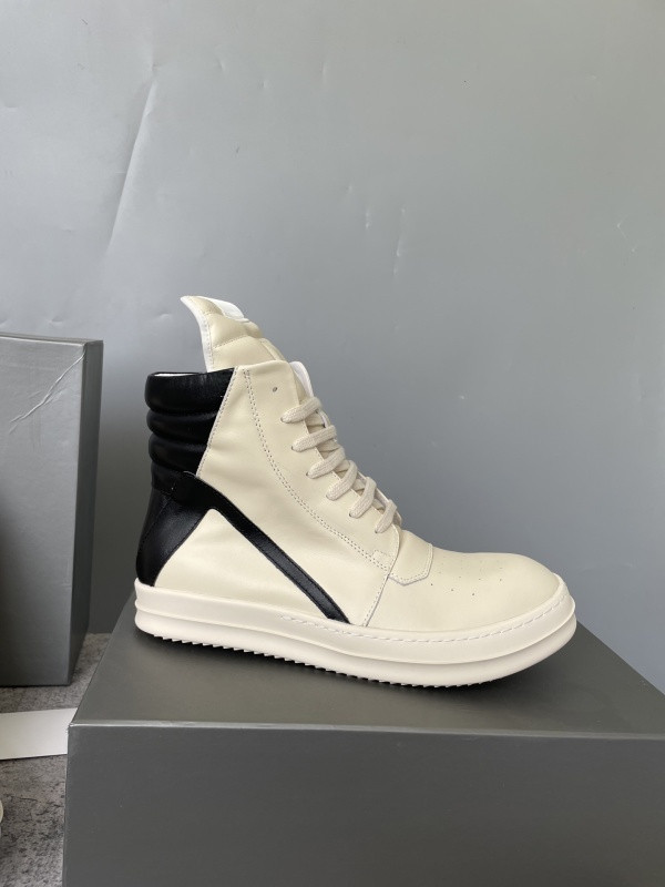 RO Sneakers