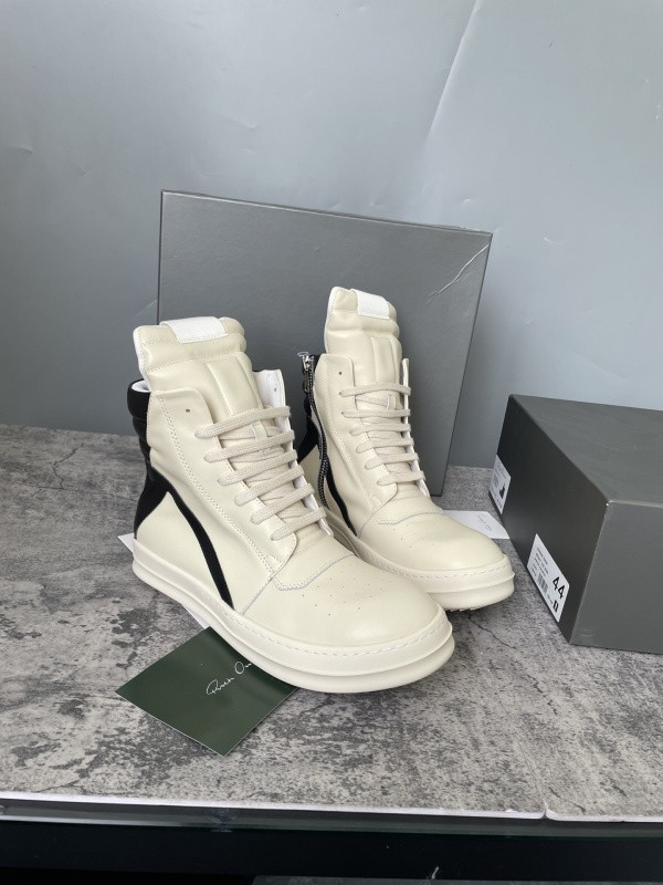 RO Sneakers