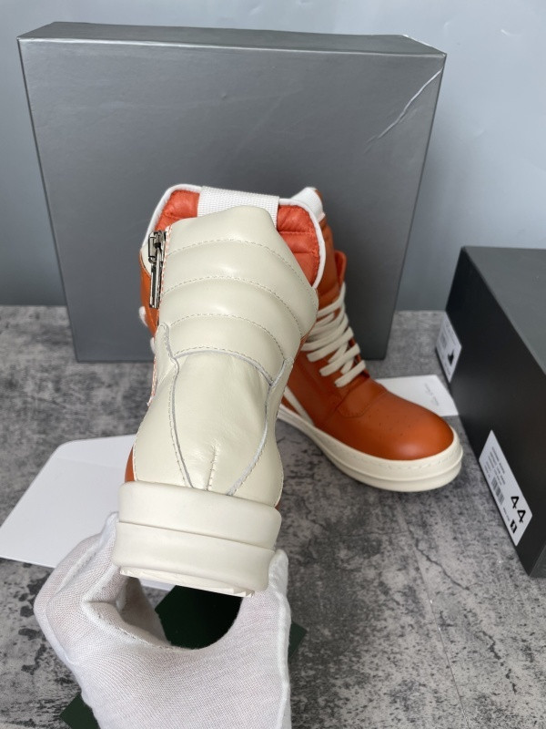 RO Sneakers