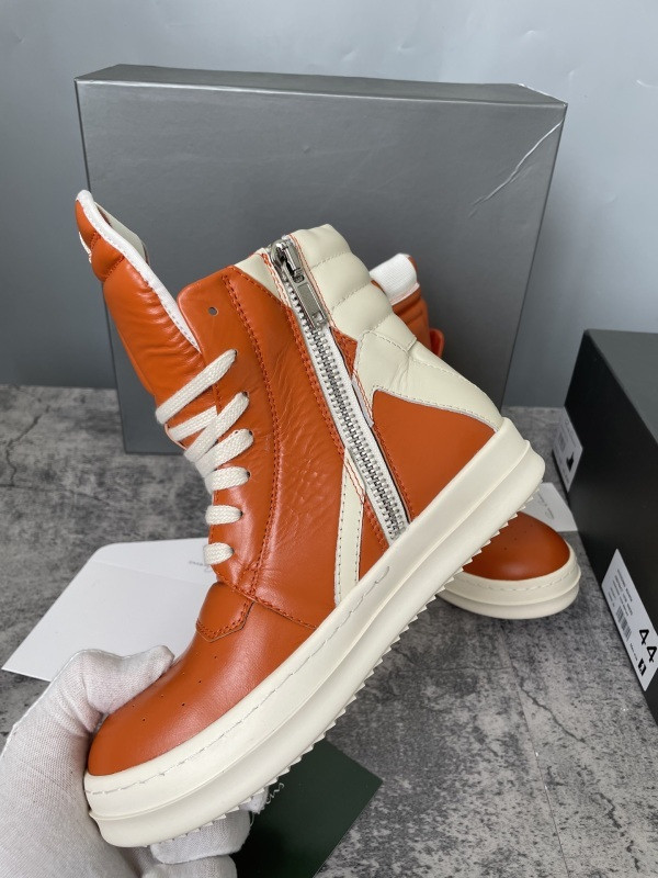 RO Sneakers