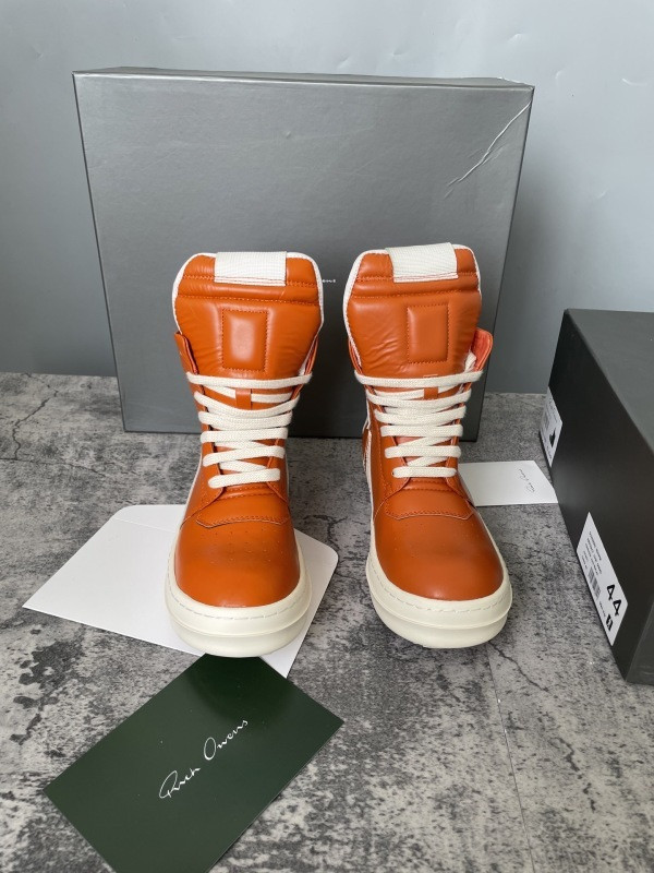 RO Sneakers