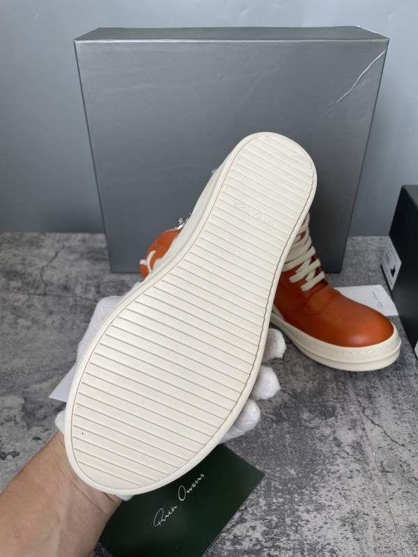 RO Sneakers
