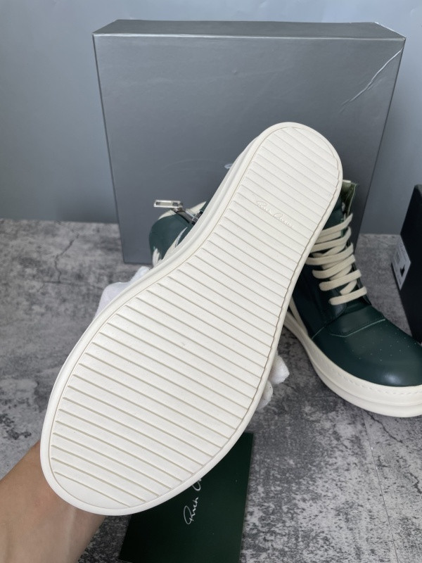 RO Sneakers