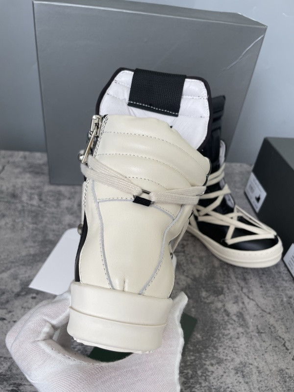RO Sneakers