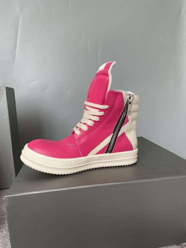 RO Sneakers