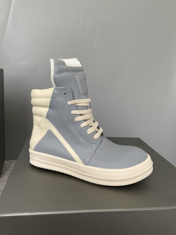 RO Sneakers