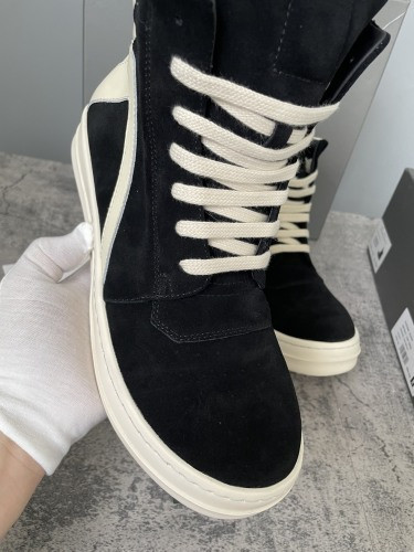 RO Sneakers