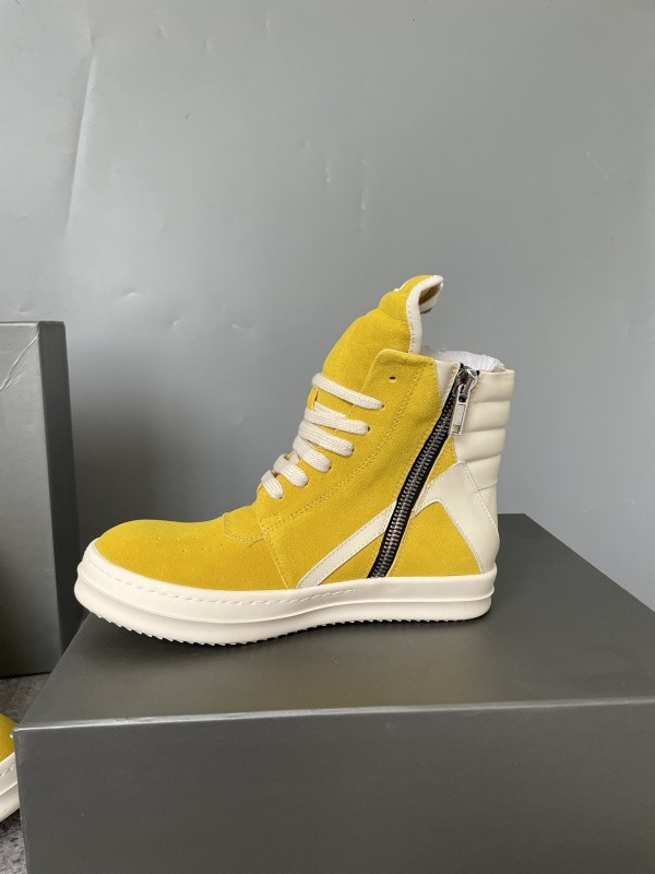 RO Sneakers