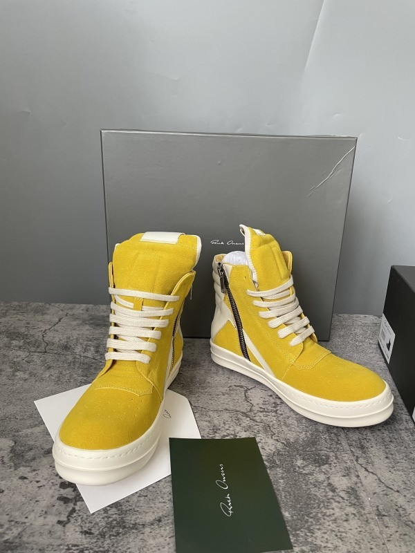 RO Sneakers