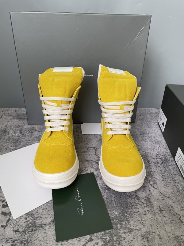 RO Sneakers
