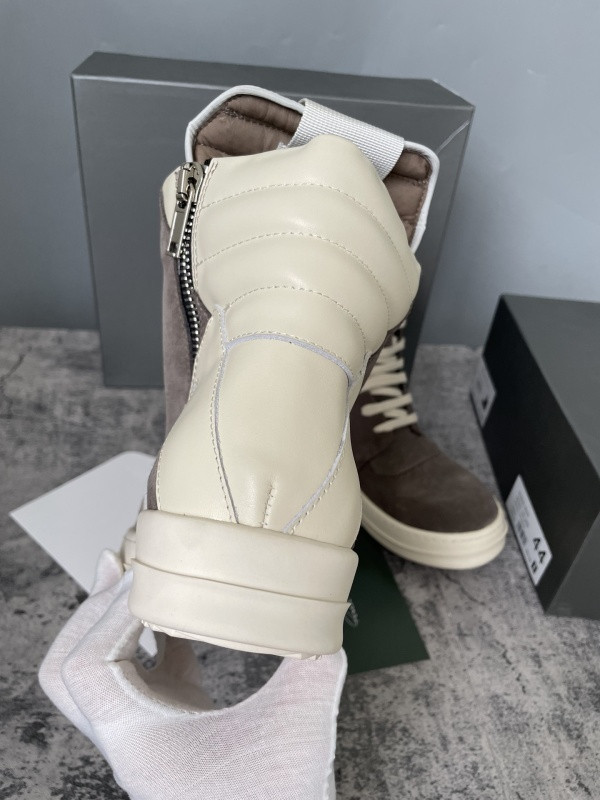 RO Sneakers
