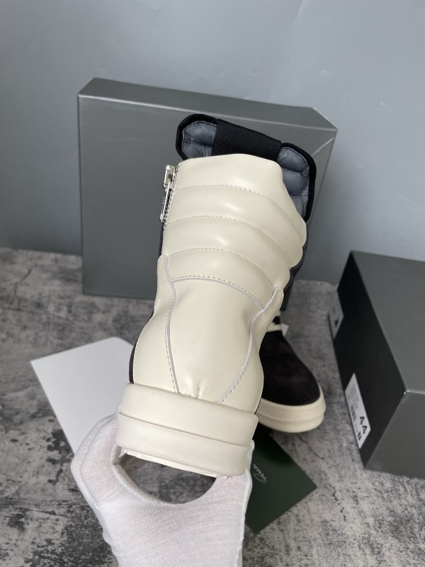 RO Sneakers