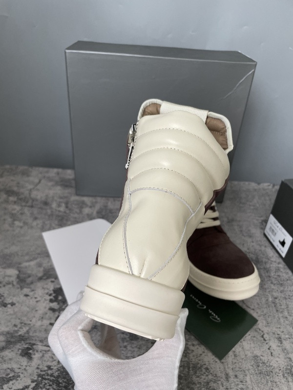 RO Sneakers