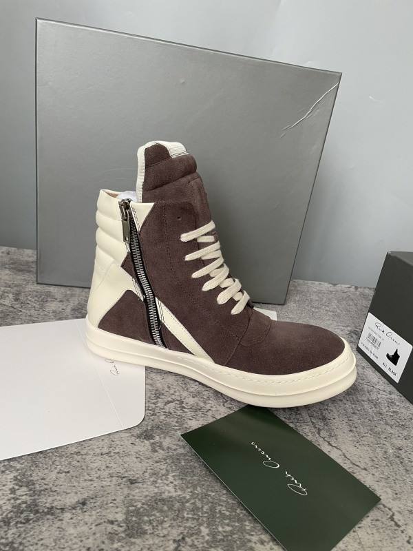 RO Sneakers