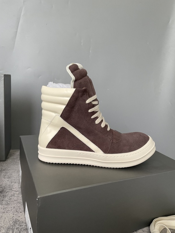 RO Sneakers