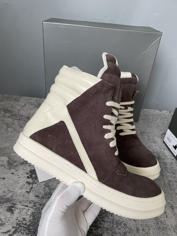 RO Sneakers