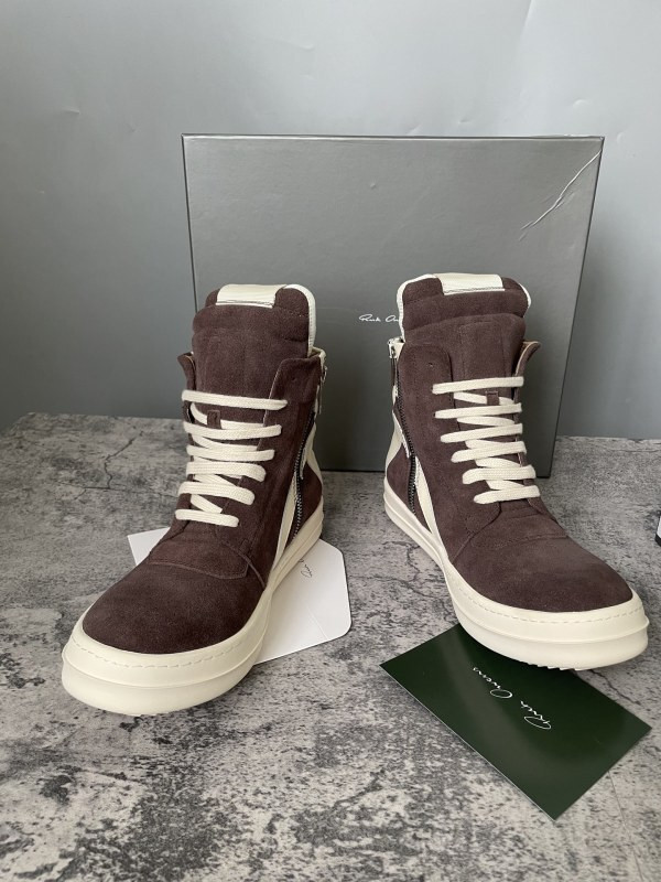 RO Sneakers