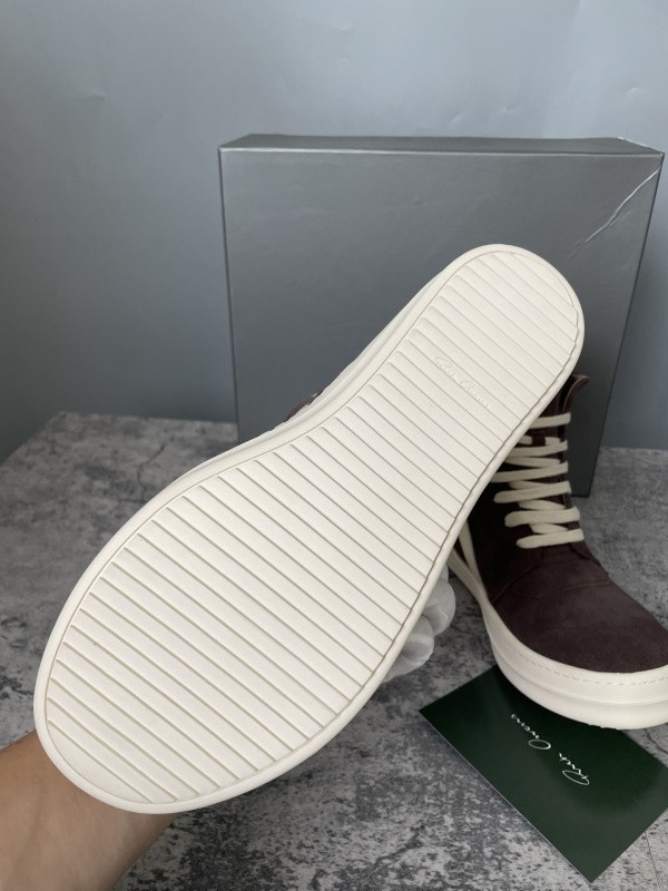 RO Sneakers