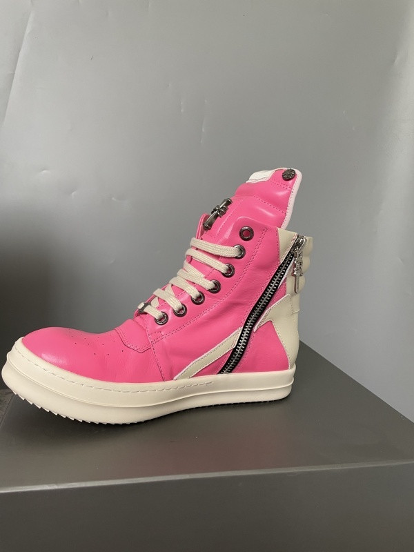 RO Sneakers