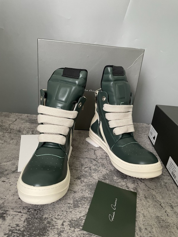 RO Sneakers