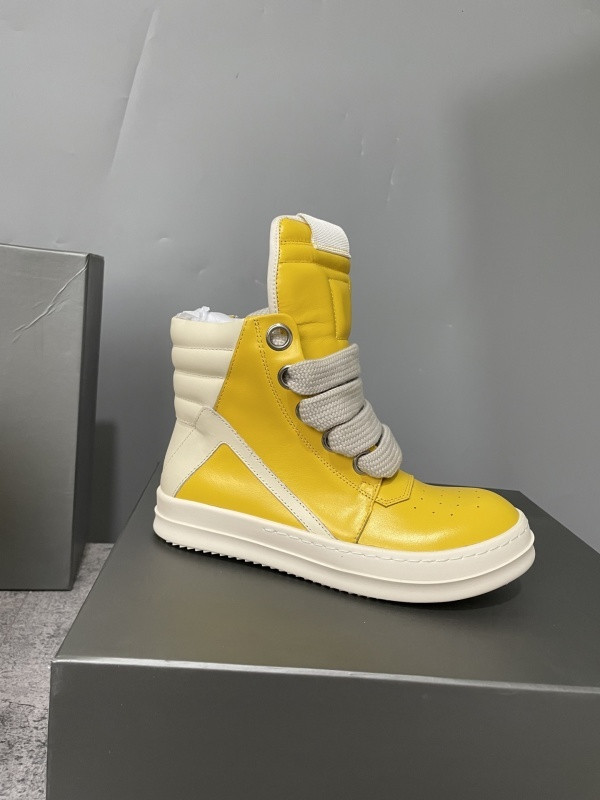 RO Sneakers