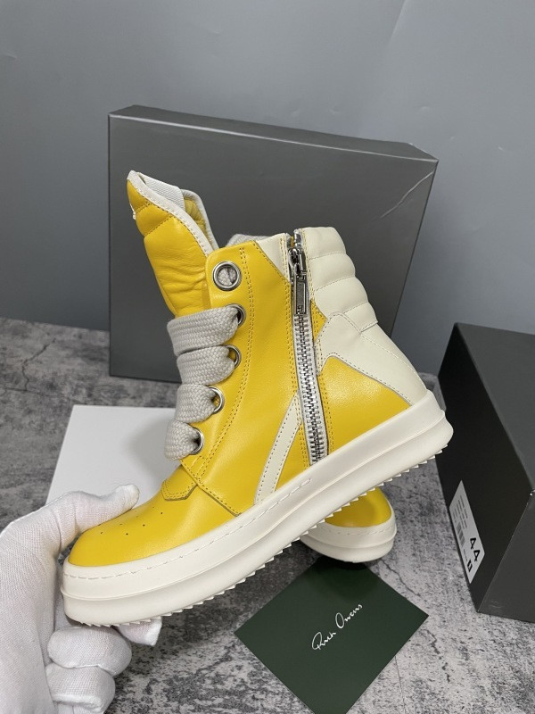 RO Sneakers