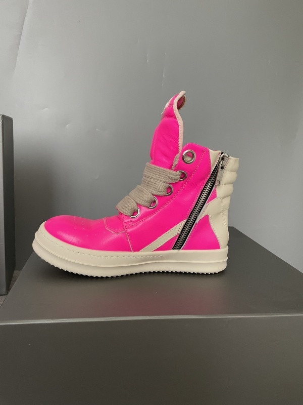 RO Sneakers