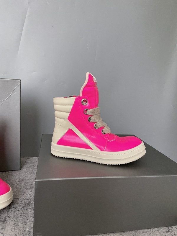 RO Sneakers