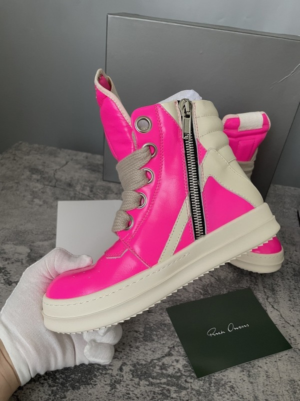 RO Sneakers