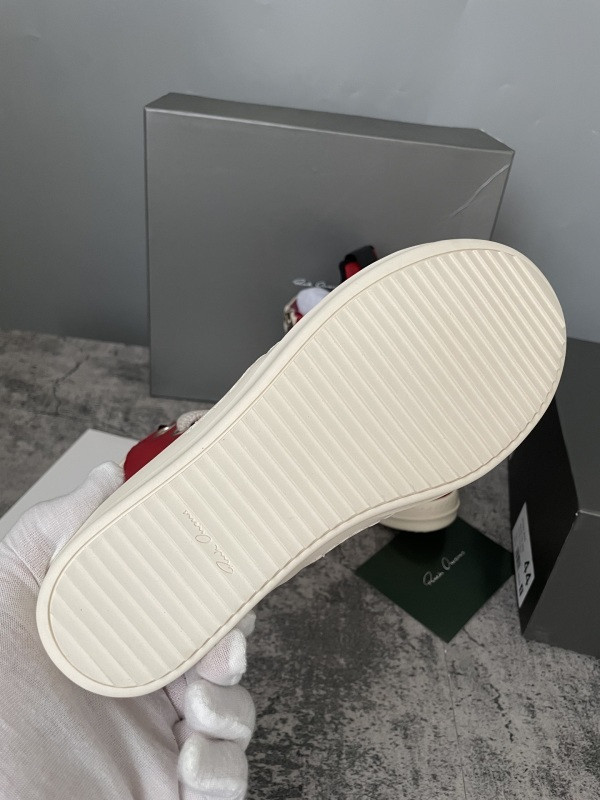 RO Sneakers