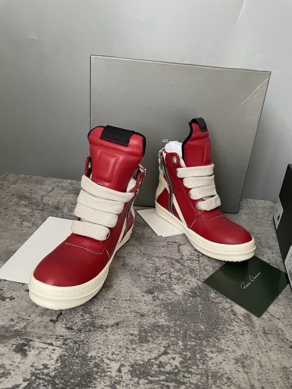 RO Sneakers