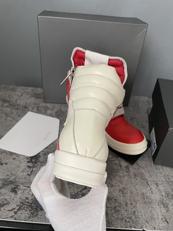 RO Sneakers