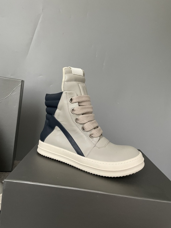 RO Sneakers