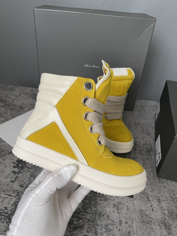 RO Sneakers