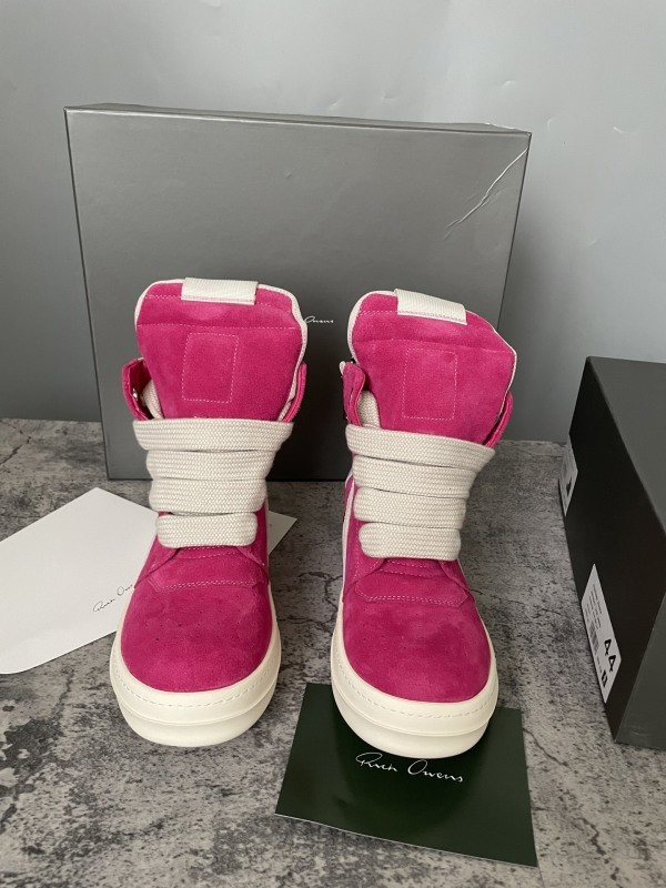 RO Sneakers