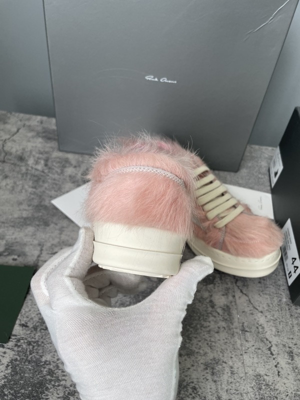 RO Sneakers