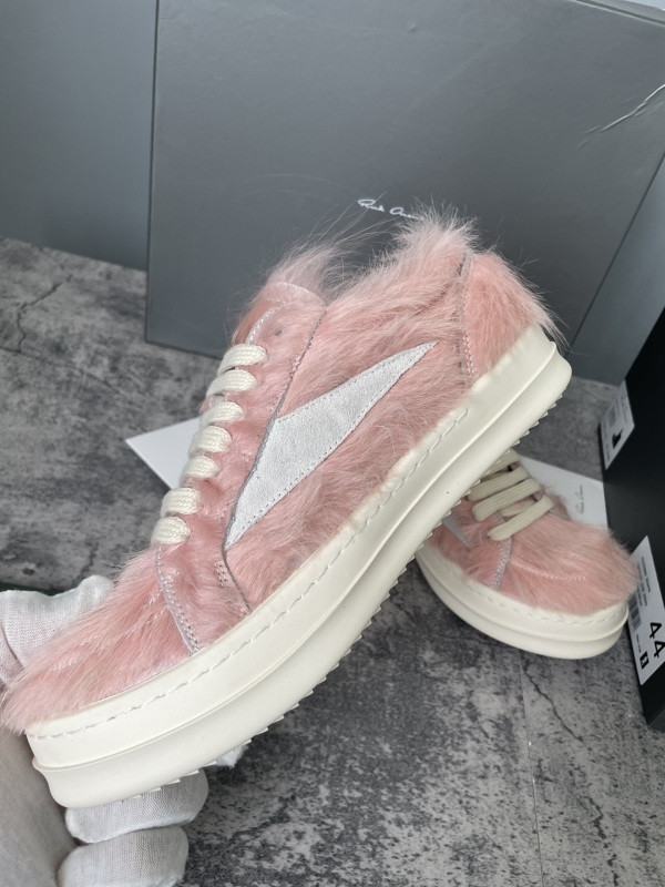 RO Sneakers