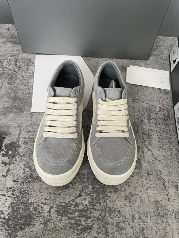 RO Sneakers